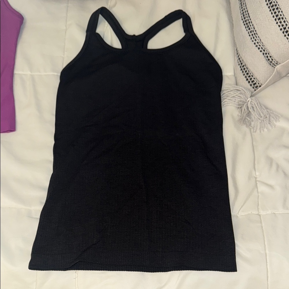 Lululemon Grey racerback tank with built in bra size 6